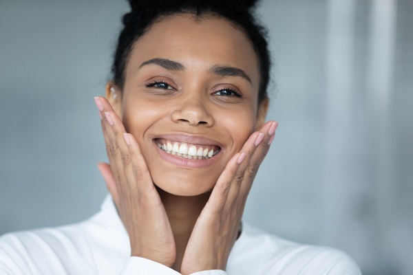 Why A Cosmetic Dentist Needs To Remove Tooth Enamel Before Placing Veneers