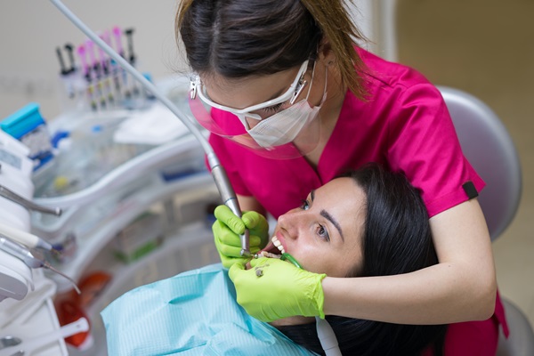 When A Deep Teeth Cleaning Is Recommended For Periodontal Health
