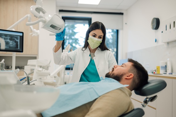 General Dentist Vs  Specialist: What’s The Difference?
